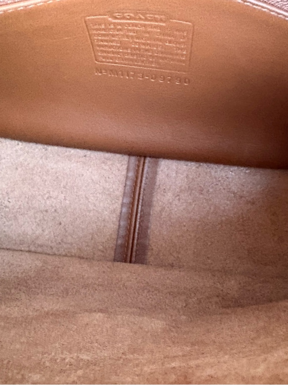 Coach City Bag - Picture 3 of 9